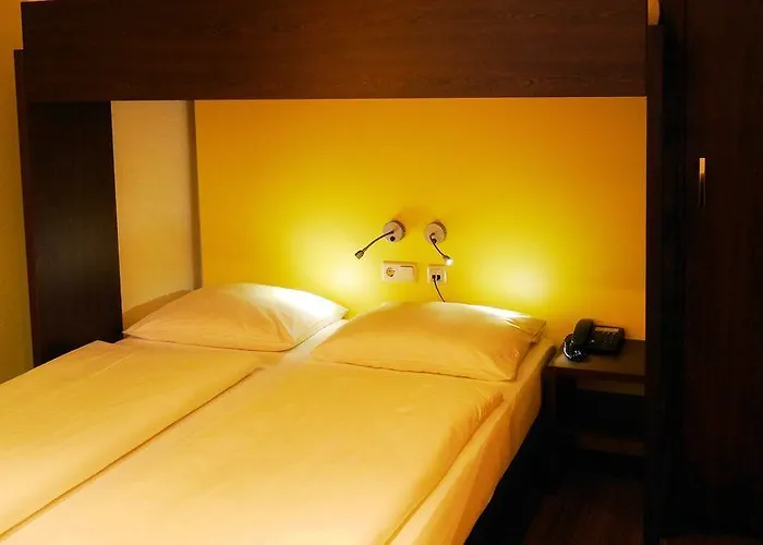 Hotel Bridge 2*
