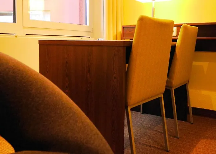 Bridge Hotel 2*